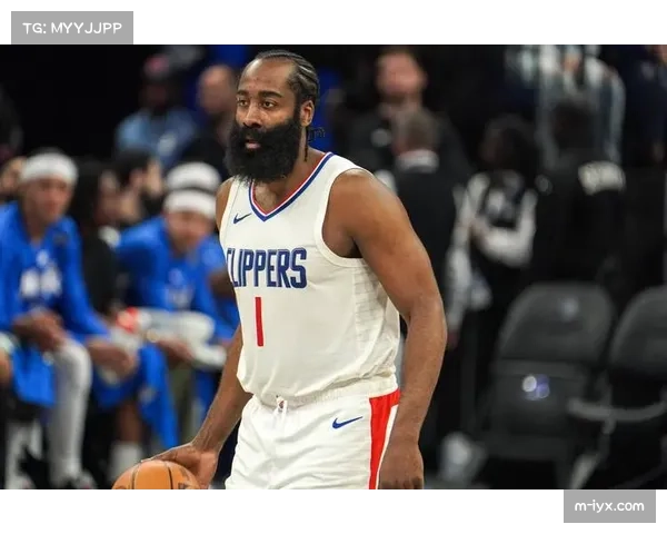 哈登首节17分难救主 快船后卫状态起伏影响战绩